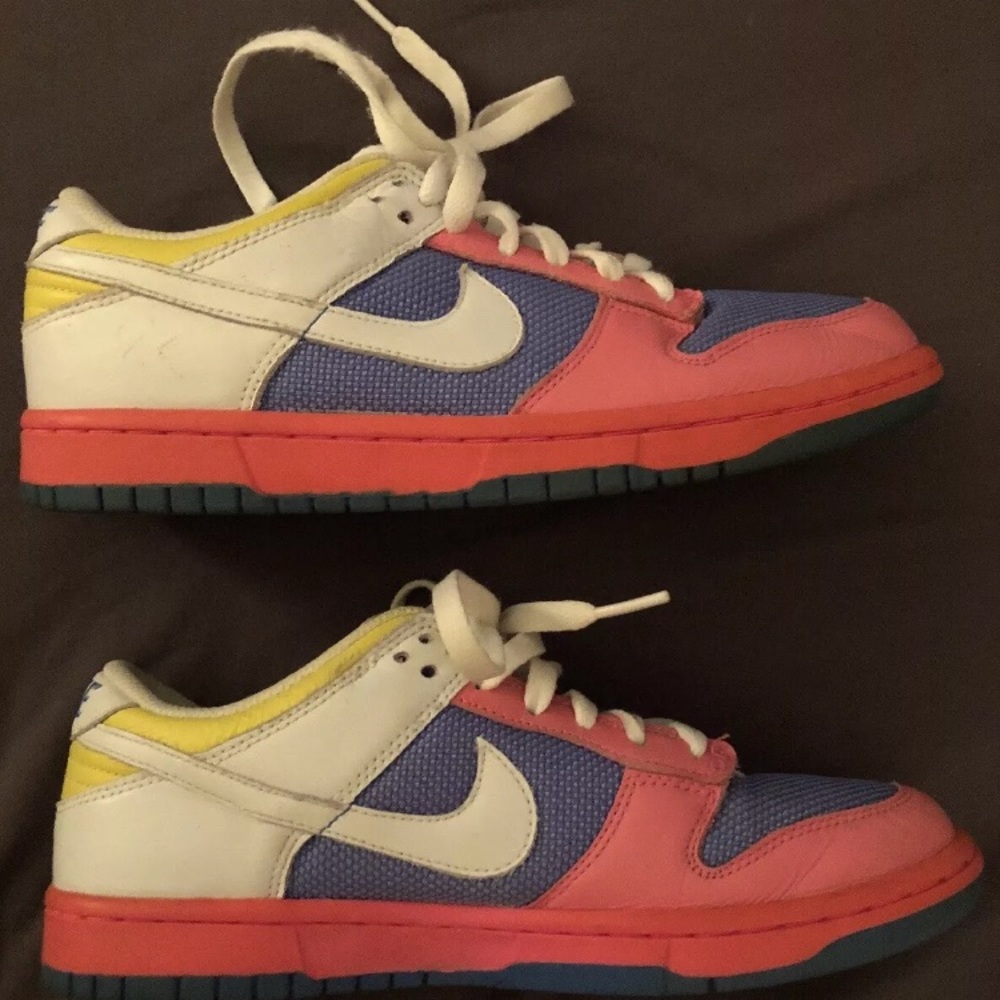 Women’s Nike Dunks